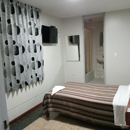 Hotel Plazza Chiclayo Esterno foto