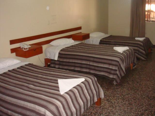 Hotel Plazza Chiclayo Esterno foto