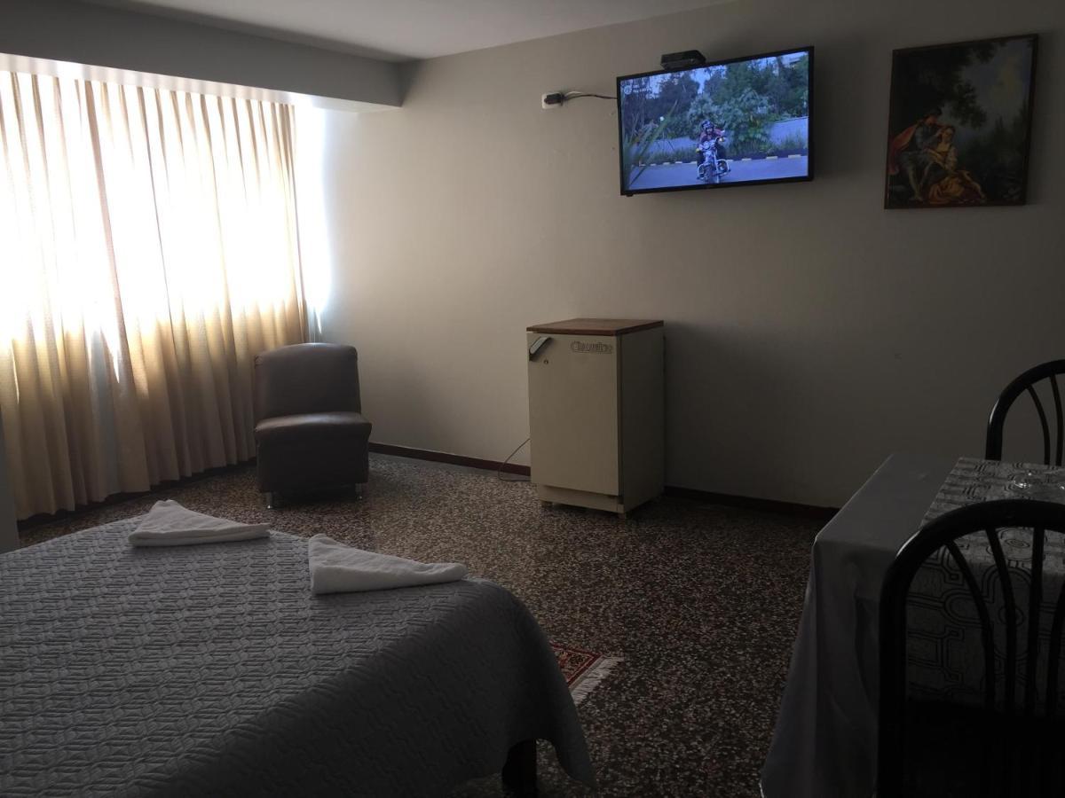 Hotel Plazza Chiclayo Esterno foto